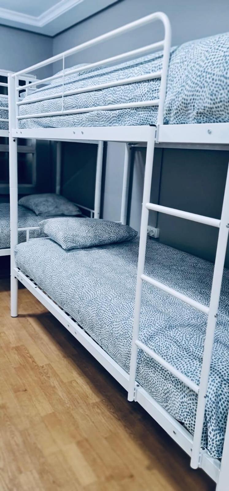 Hostel 165 马德里 外观 照片