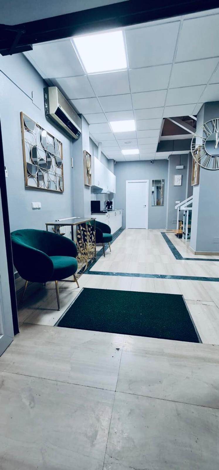 Hostel 165 马德里 外观 照片