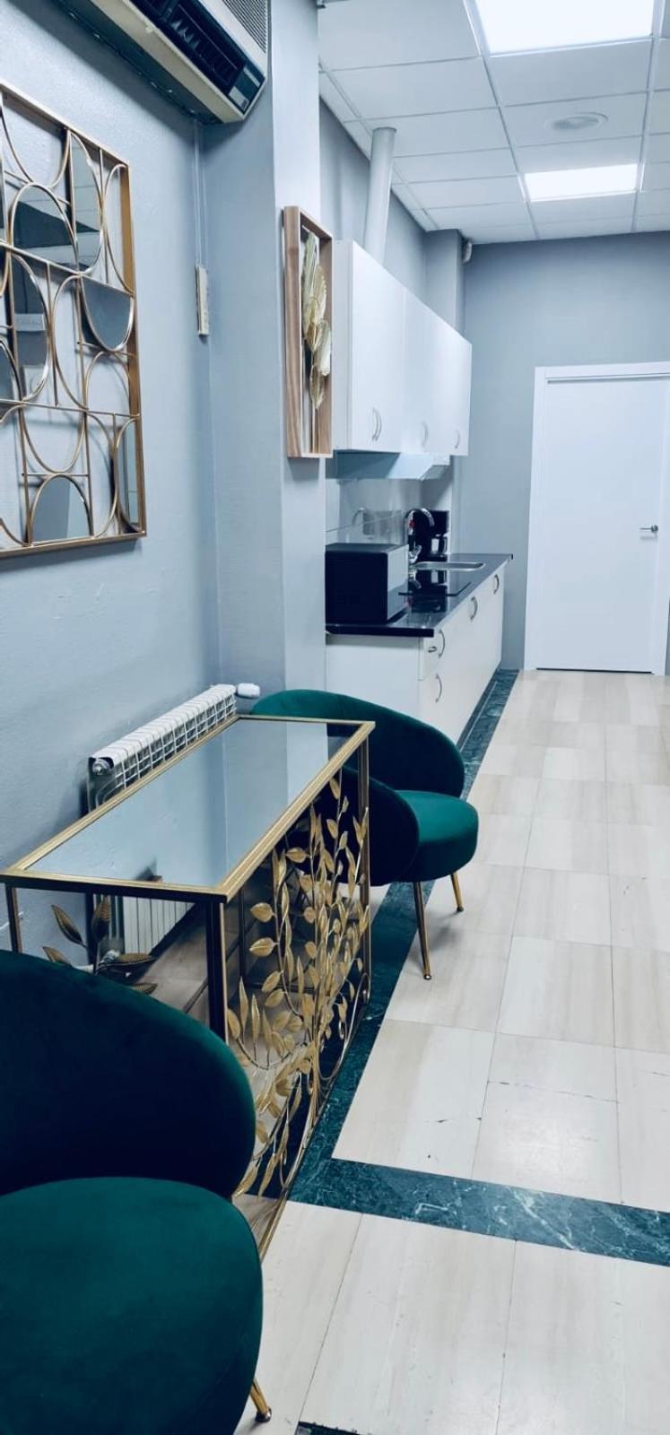 Hostel 165 马德里 外观 照片